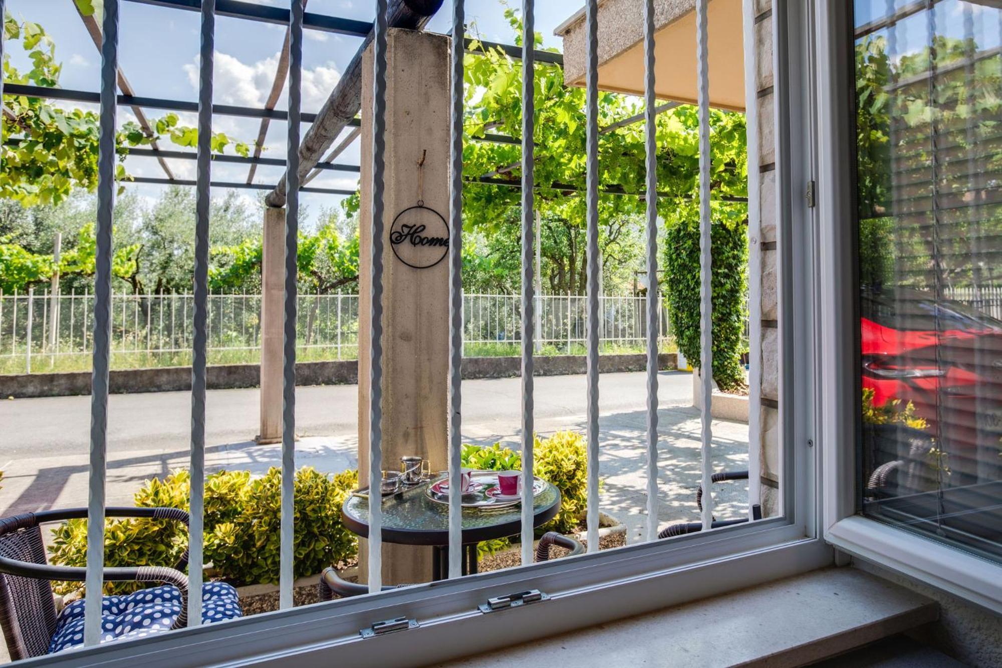 Apartma Valentina Apartment Pobegi Exterior foto